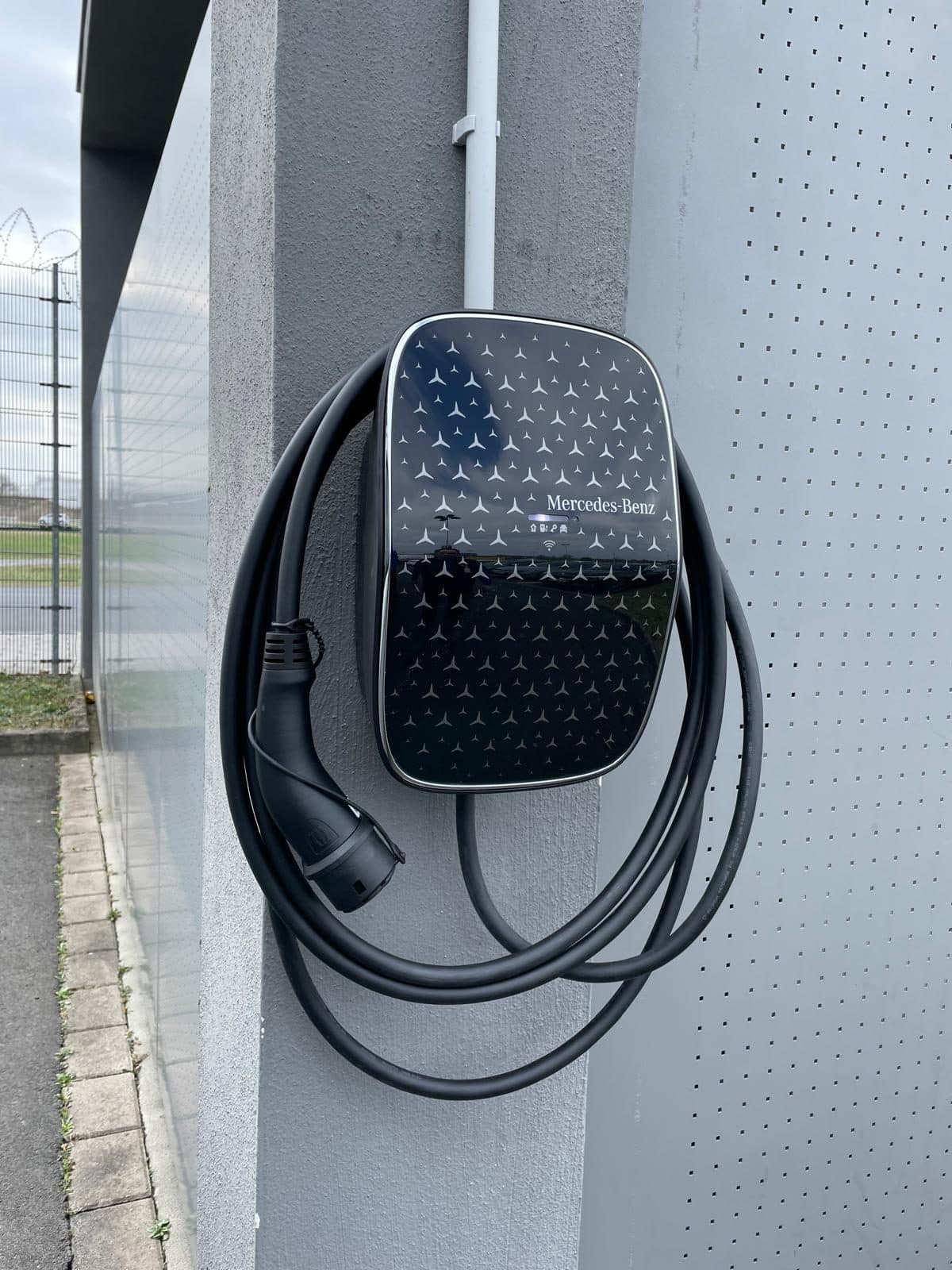 Mercedes-Benz Wallbox